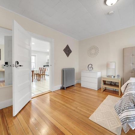 5Br 2Bh Bright & Spacious Apt In Brighton Boston Exteriér fotografie