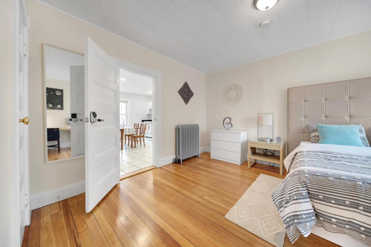 5Br 2Bh Bright & Spacious Apt In Brighton Boston Exteriér fotografie