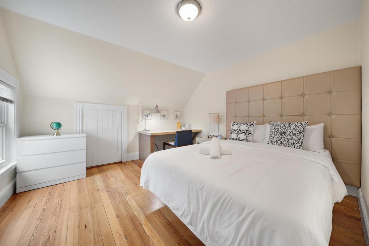 5Br 2Bh Bright & Spacious Apt In Brighton Boston Exteriér fotografie