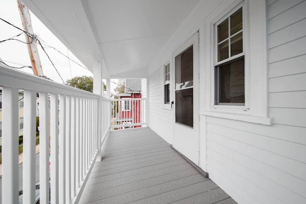 5Br 2Bh Bright & Spacious Apt In Brighton Boston Pokoj fotografie